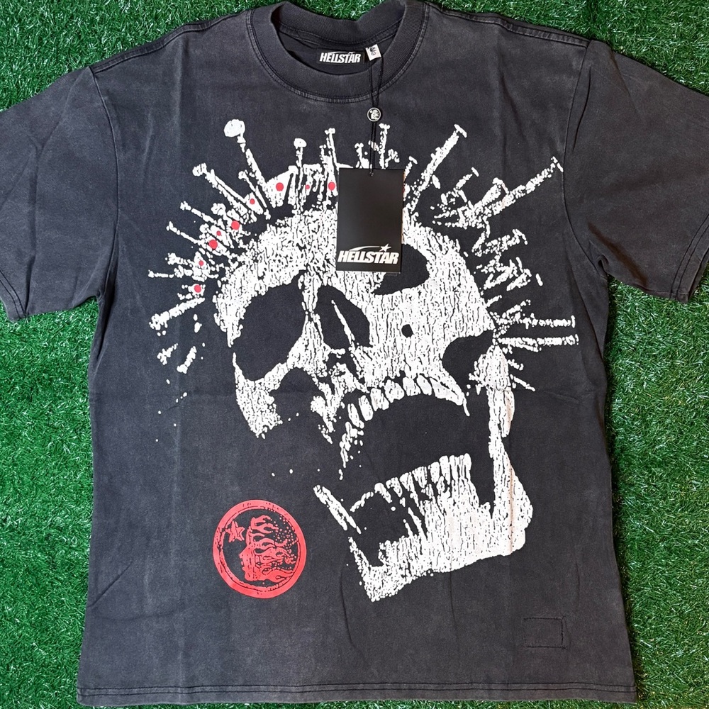 Helstar Black Skull Graphic Tee